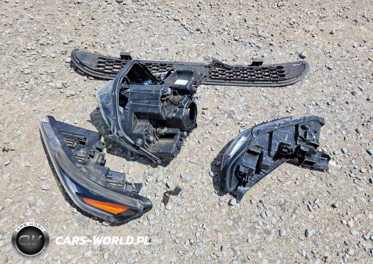 2020 Hyundai Santa Fe Sel VIN:5NMS33AD6LH175294 - 13