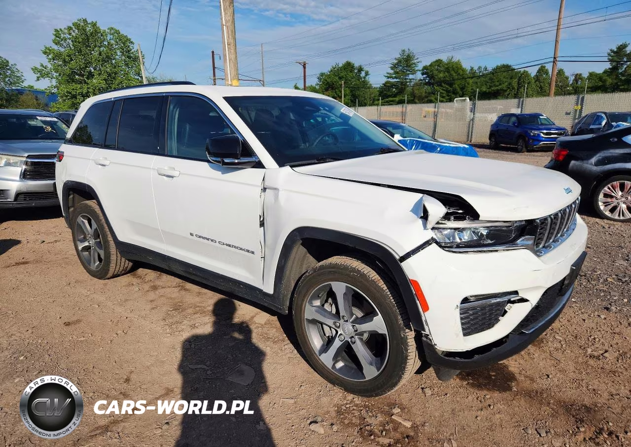 2023 Jeep Grand Cherokee Limited 4Xe VIN:1C4RJYB65PC610831 - 4