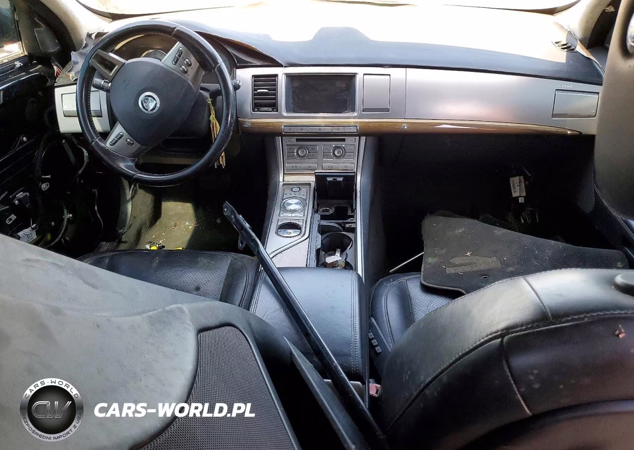 2011 Jaguar Xf Supercharged VIN:SAJWA0HE8BMR88679 - 8