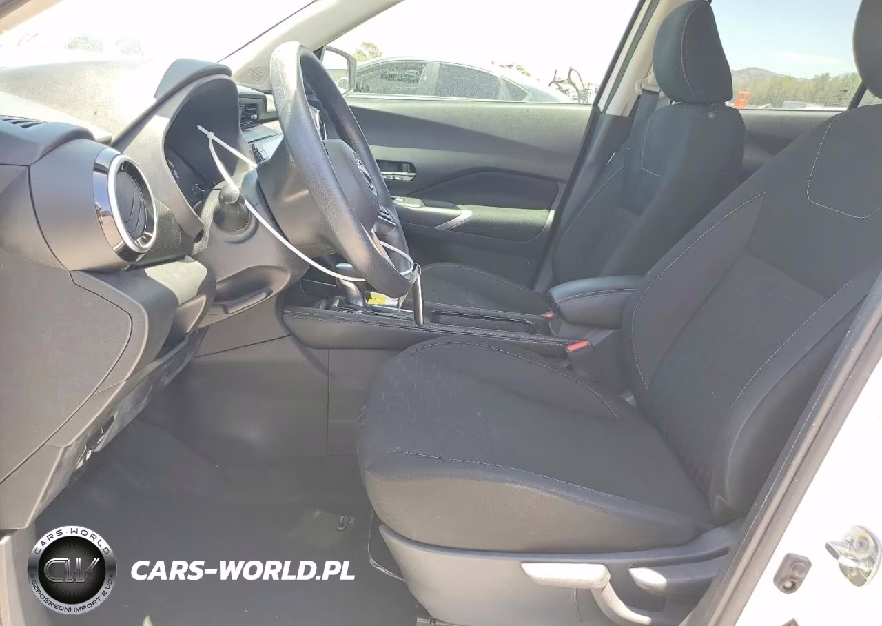 2023 Nissan Kicks Sv VIN:3N1CP5CVXPL517318 - 7