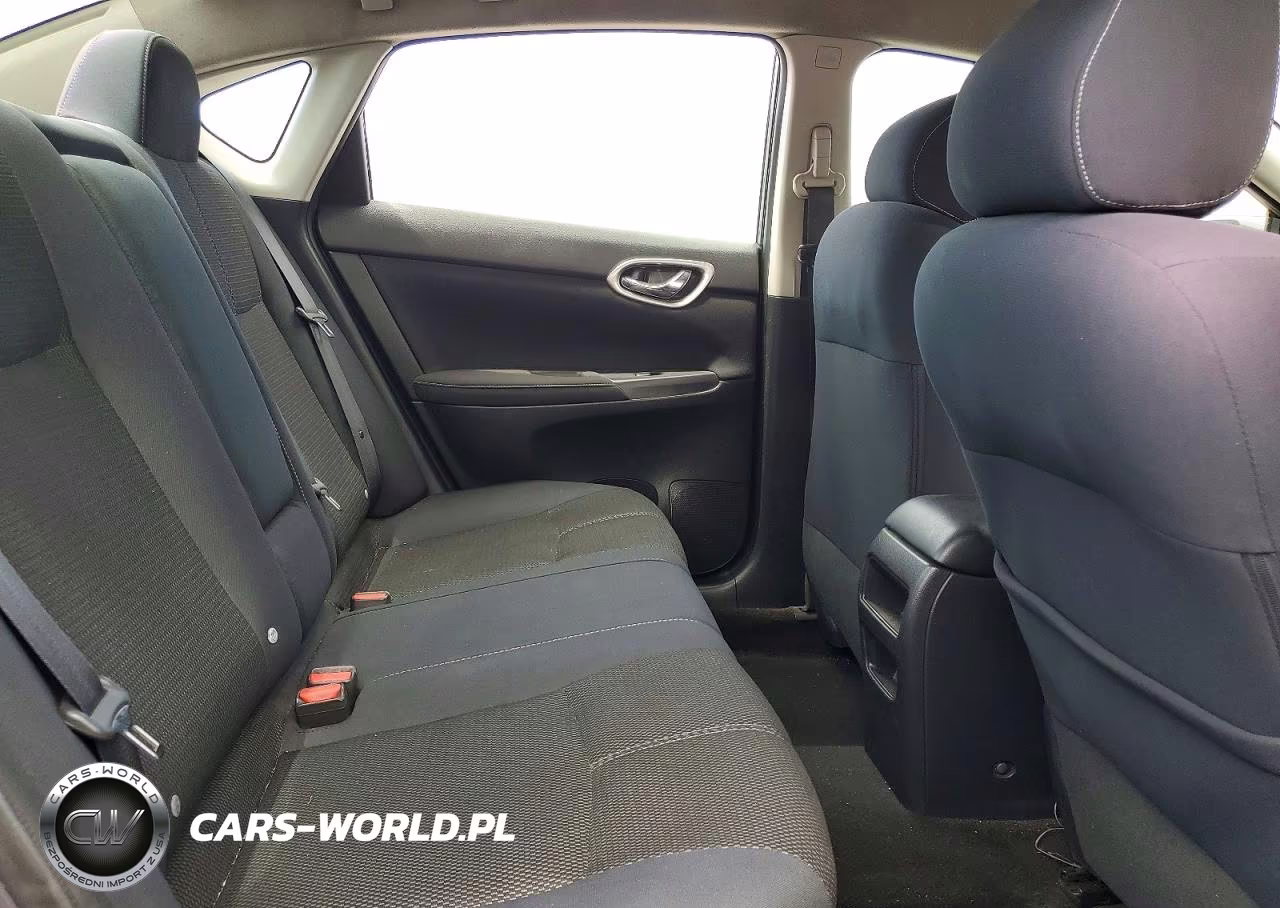 2015 Nissan Sentra S VIN:3N1AB7AP9FY365202 - 10