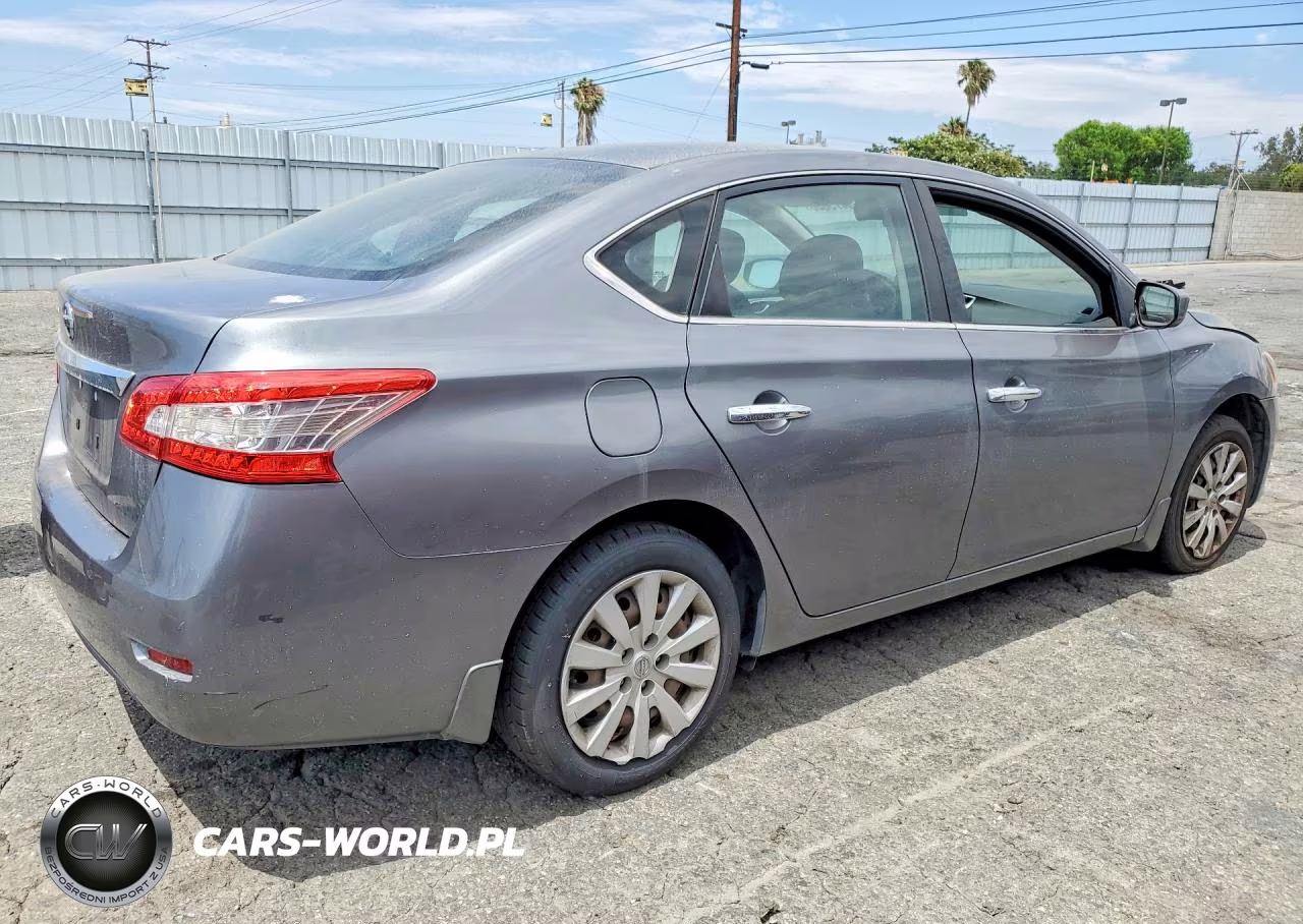 2015 Nissan Sentra S VIN:3N1AB7AP9FY365202 - 3