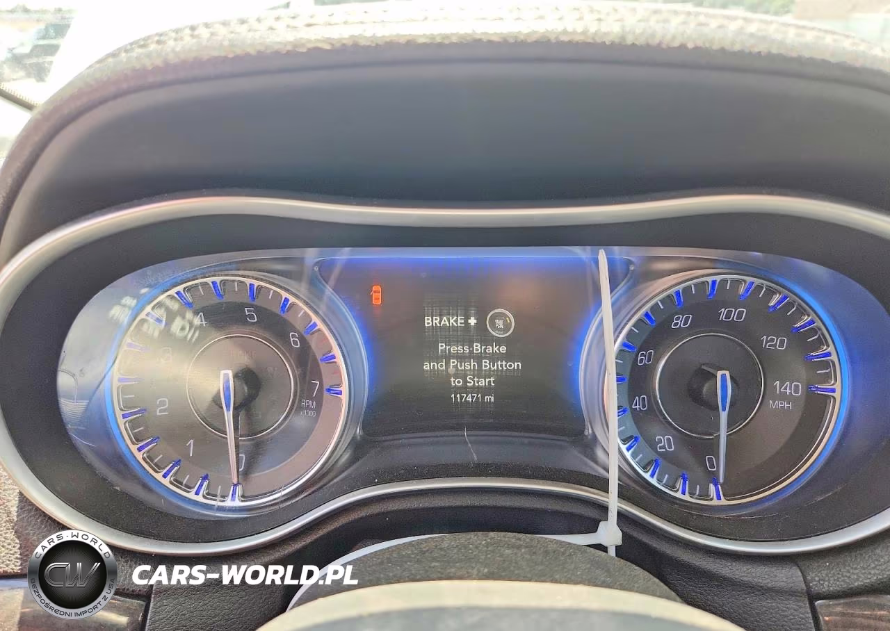 2016 Chrysler 300C VIN:2C3CCAEG9GH306284 - 9