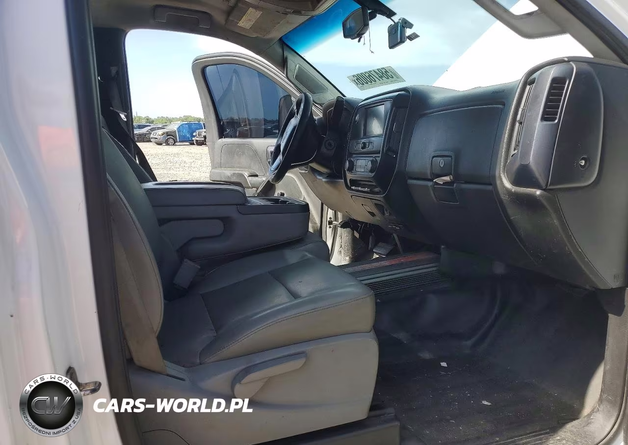 2016 Chevrolet Silverado VIN:1GB0CUEG3GZ282343 - 10