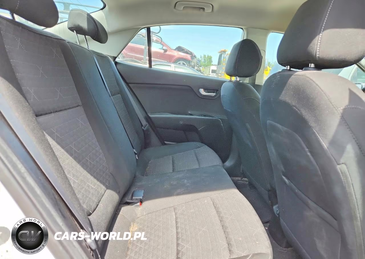 2019 Kia Rio S VIN:3KPA24AB0KE166244 - 10