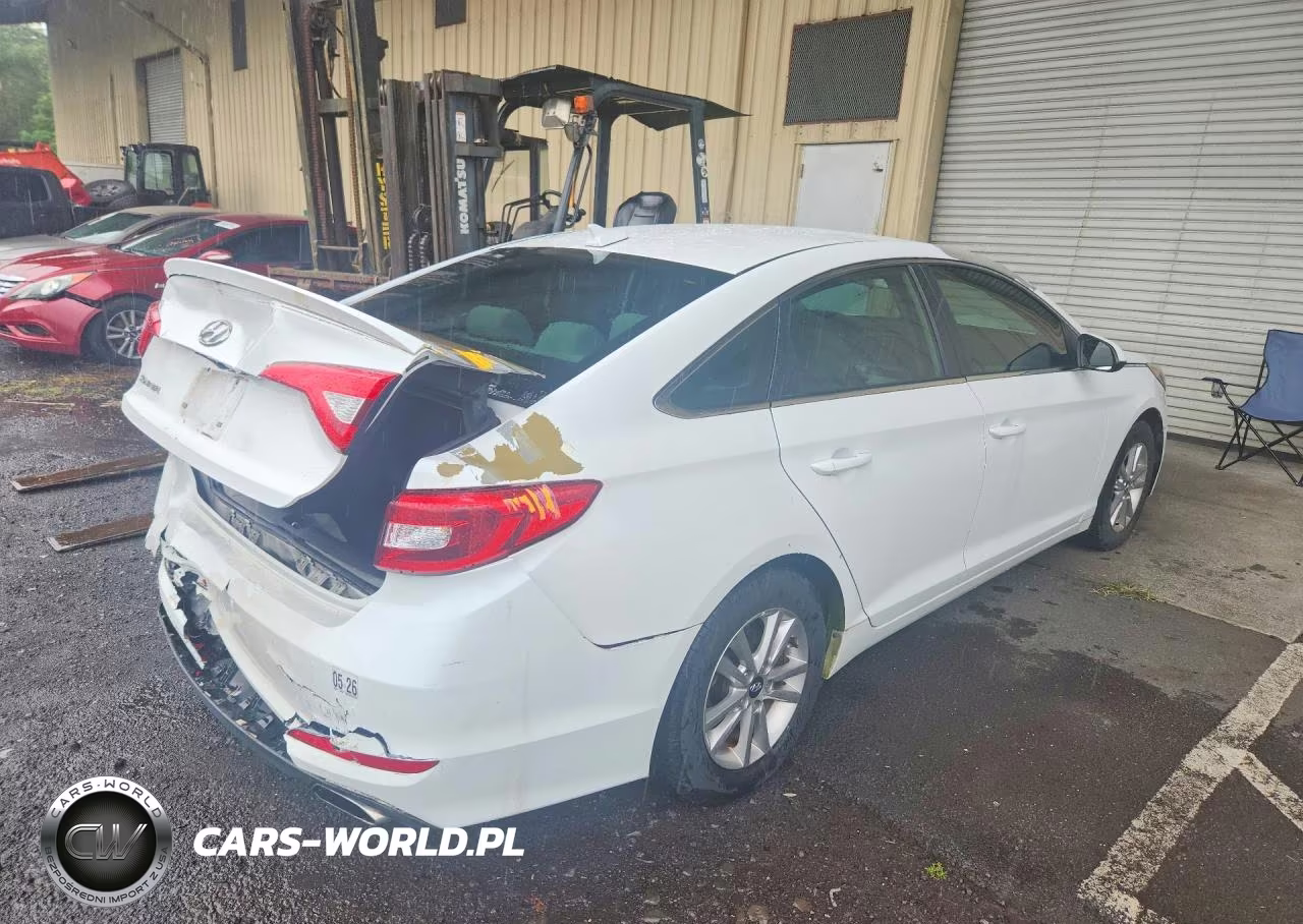 2016 Hyundai Sonata Se VIN:5NPE24AF3GH401002 - 3