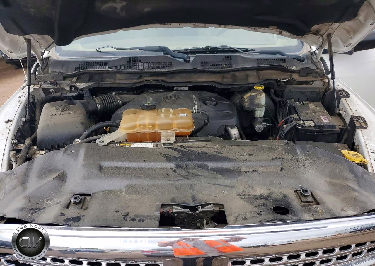 2015 Ram 1500 Laramie VIN:1C6RR7NM6FS707383 - 11