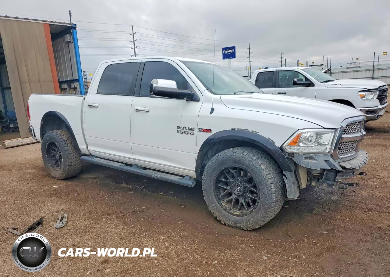 2015 Ram 1500 Laramie VIN:1C6RR7NM6FS707383 - 4