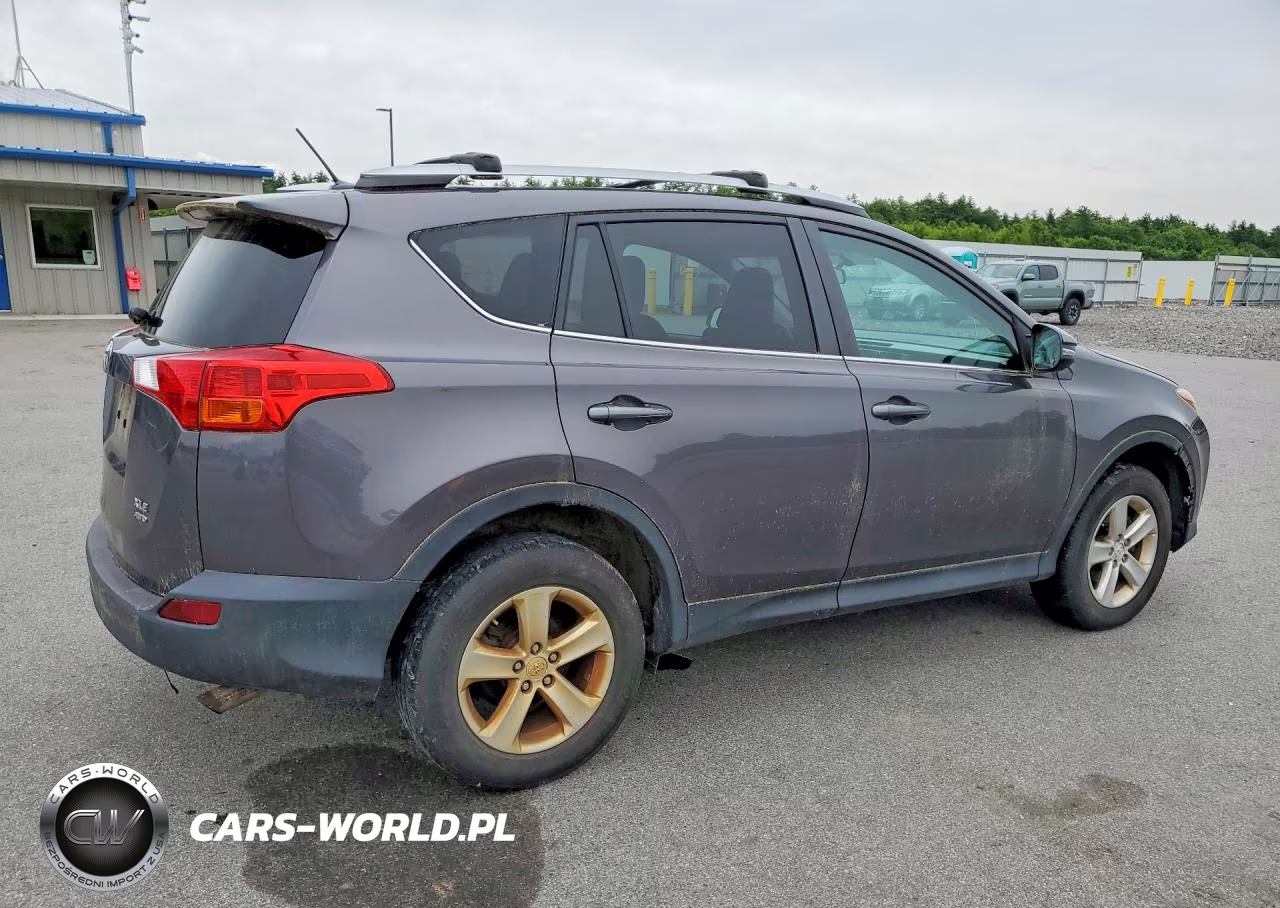 2014 Toyota Rav4 Xle VIN:2T3RFREV0EW133584 - 3