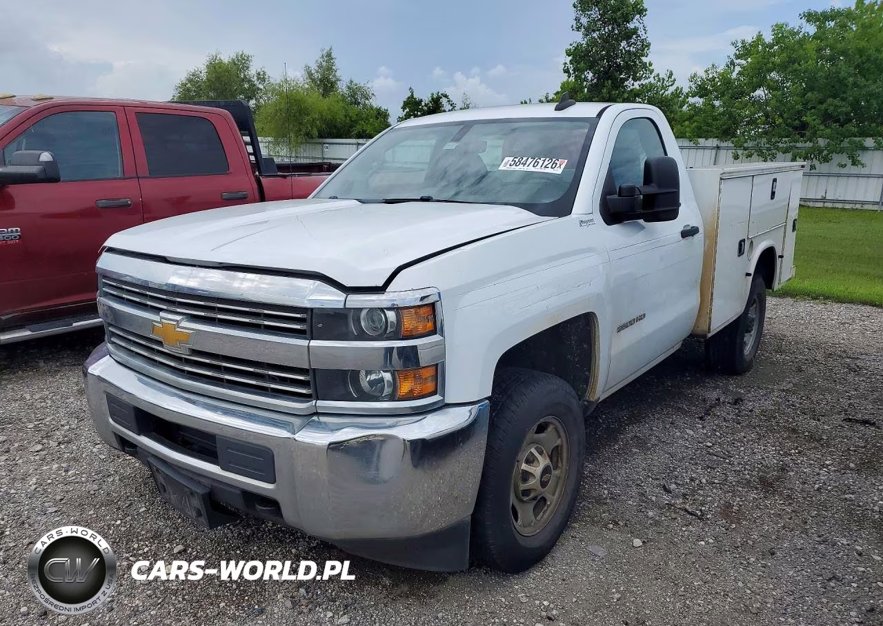 2017 Chevrolet Silverado – zdjęcie 1 z 12