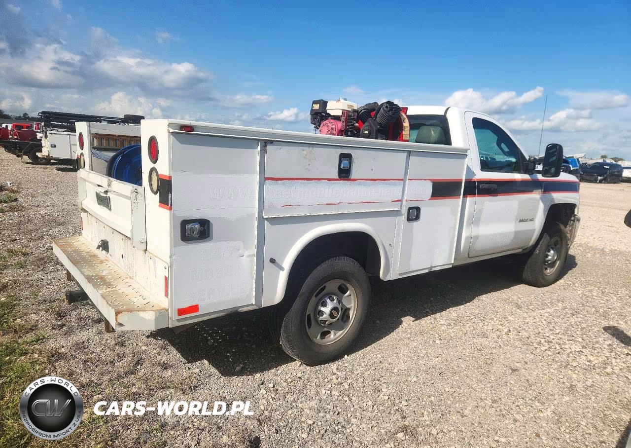 2017 Chevrolet Silverado - Box Truck VIN:1GB0CUEG8HZ214654 - 3