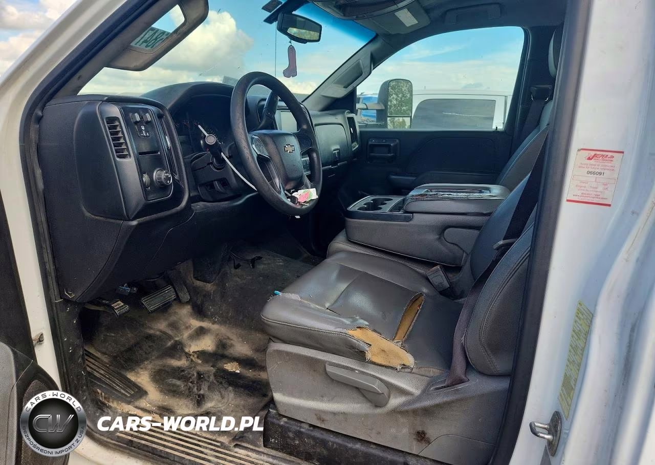 2017 Chevrolet Silverado - Box Truck VIN:1GB0CUEG8HZ214654 - 7
