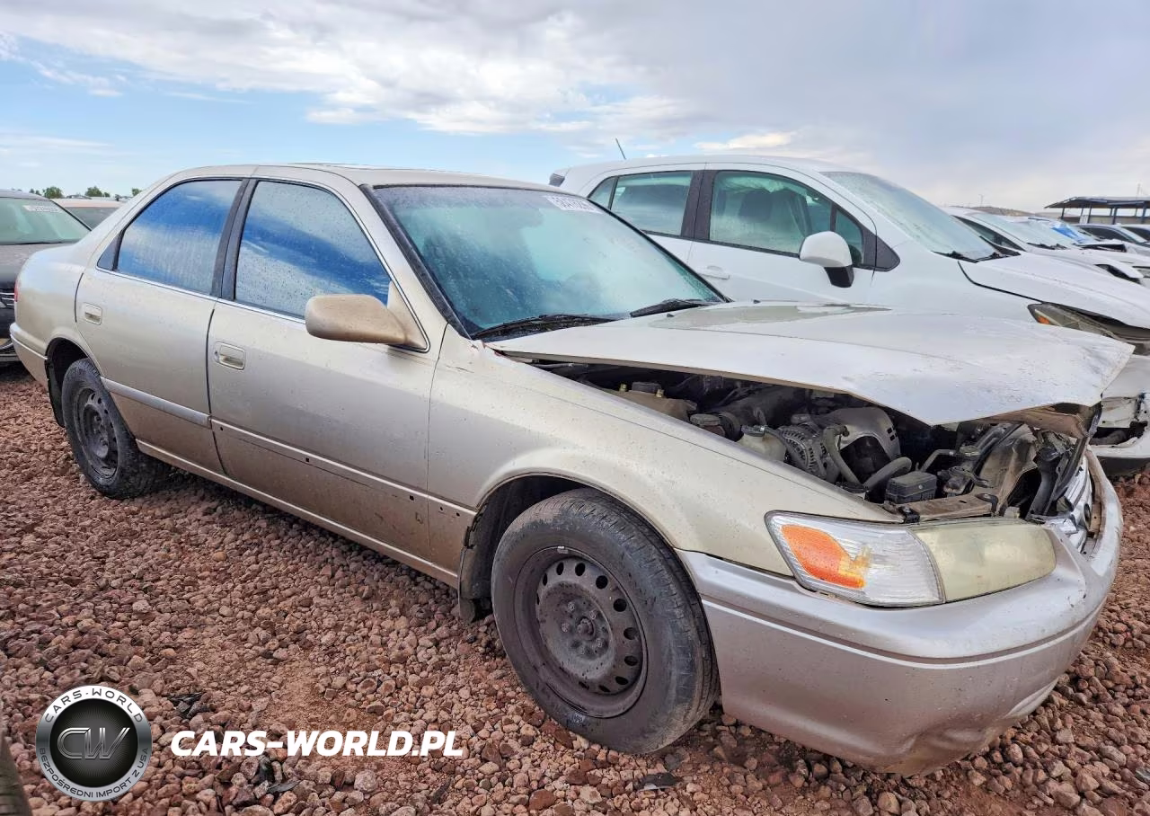 2000 Toyota Camry Le VIN:JT2BG22K9Y0435215 - 4