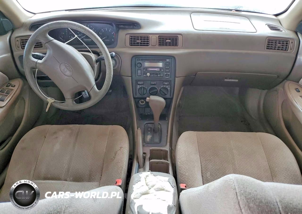 2000 Toyota Camry Le VIN:JT2BG22K9Y0435215 - 8