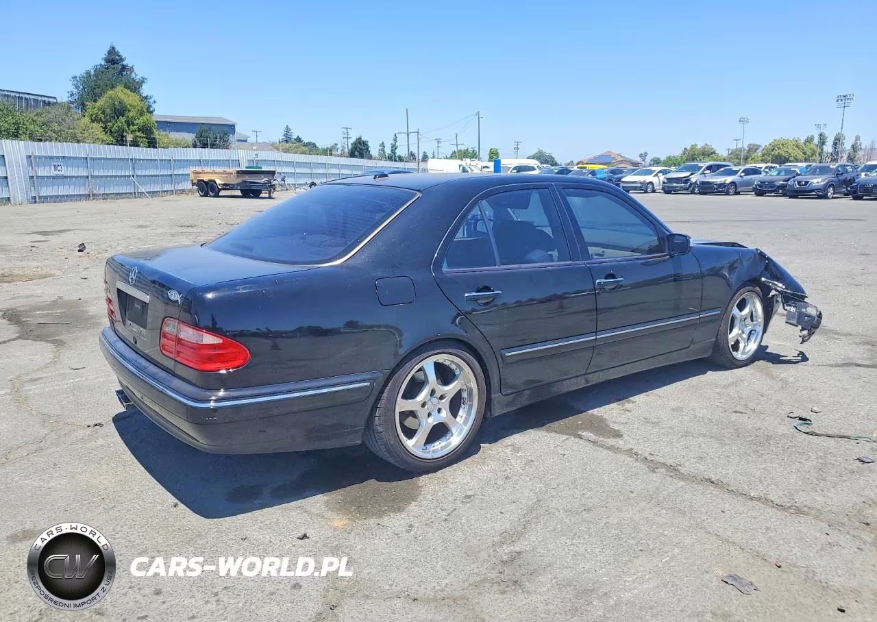 2000 Mercedes-Benz E 320 VIN:WDBJF65J9YA997981 - 3