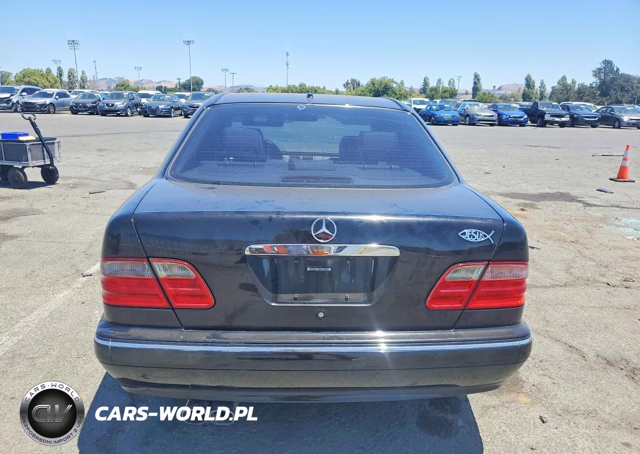 2000 Mercedes-Benz E 320 VIN:WDBJF65J9YA997981 - 6