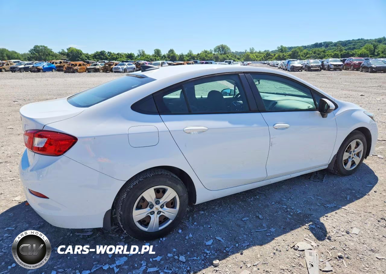 2018 Chevrolet Cruze Ls VIN:1G1BC5SM0J7157266 - 3