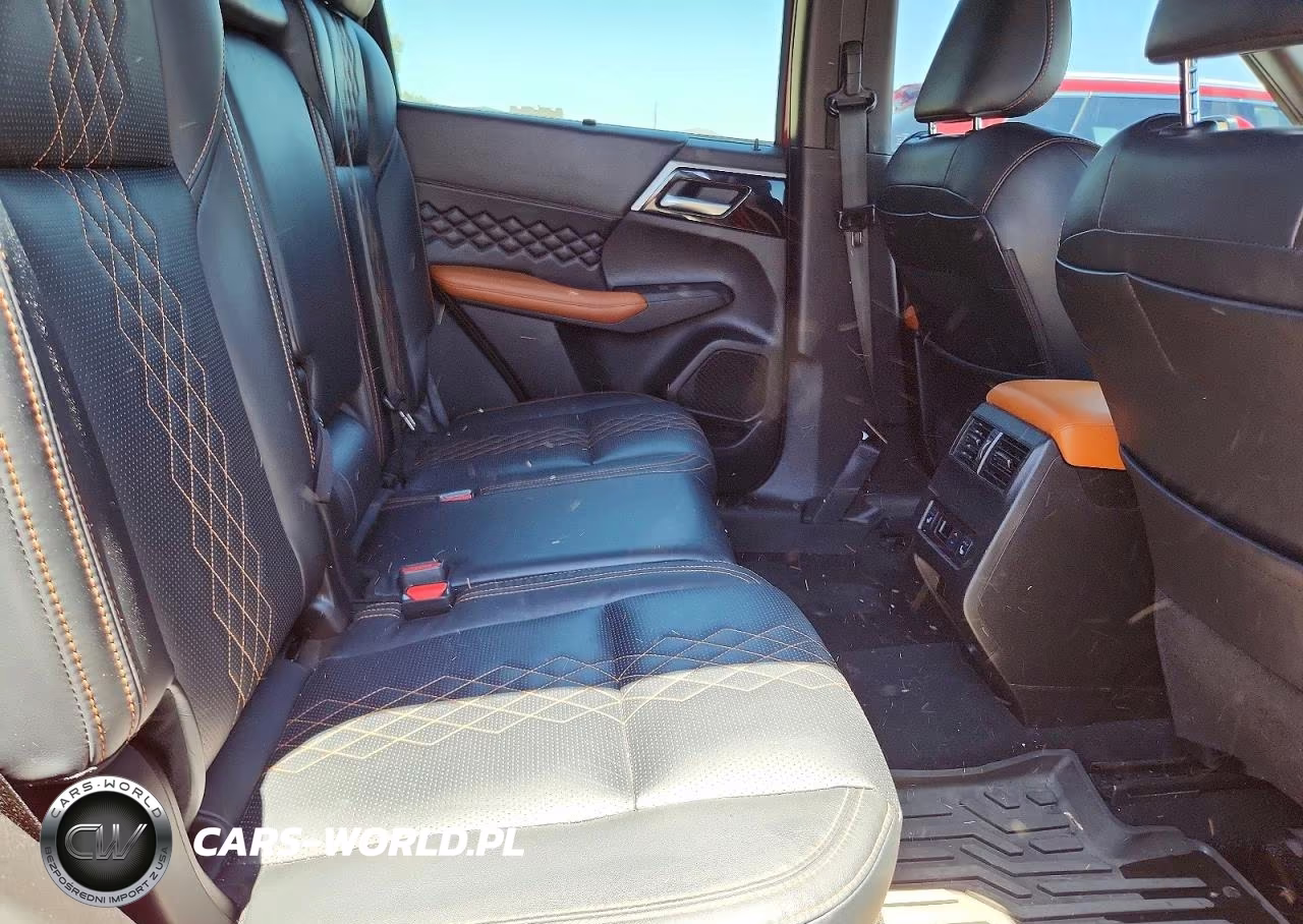 2023 Mitsubishi Outlander Sel VIN:JA4J4VA85PZ007262 - 11