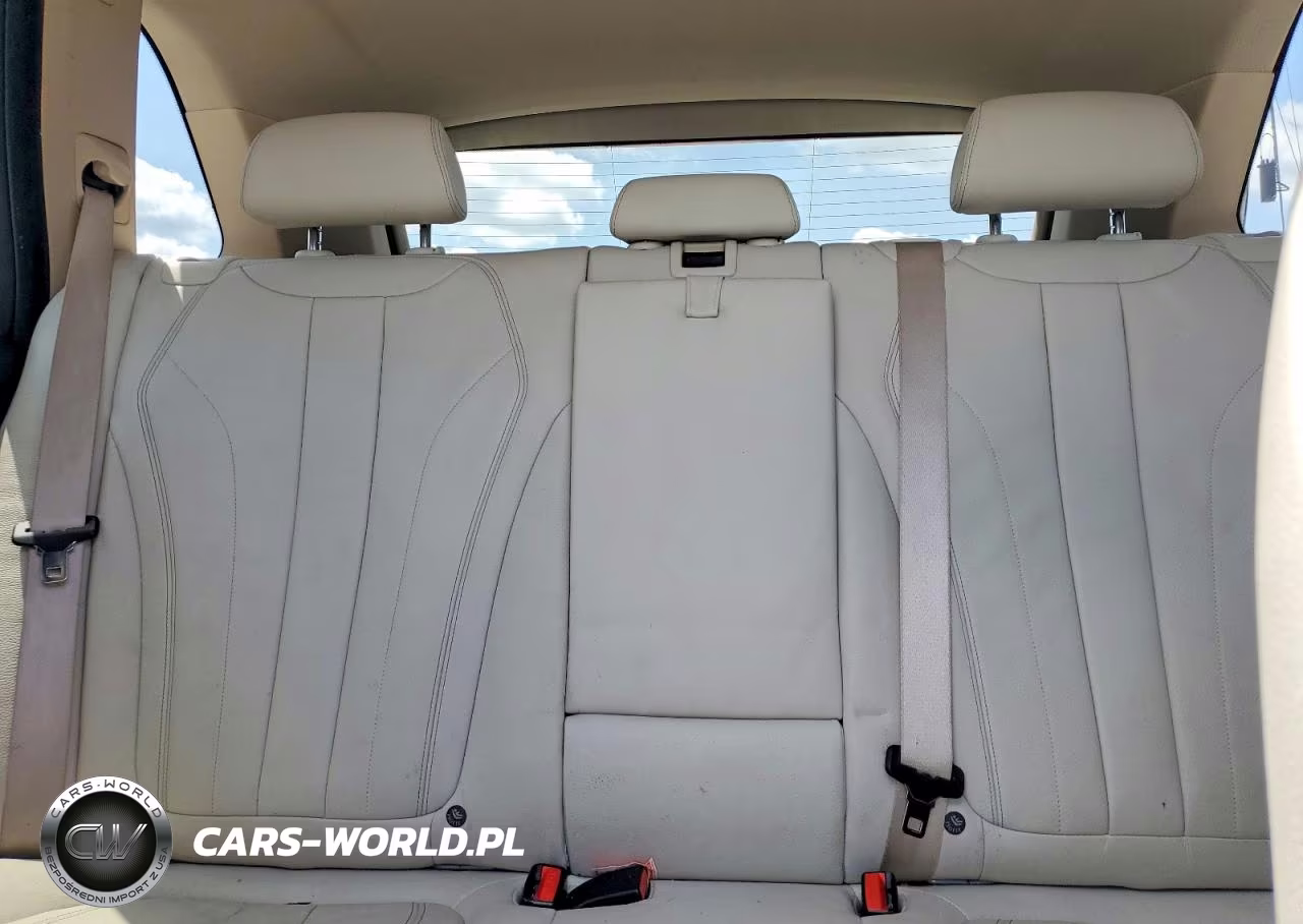 2016 BMW X5 xDrive35I VIN:5UXKR0C56G0P26542 - 10