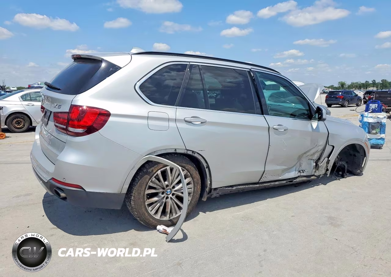2016 BMW X5 xDrive35I VIN:5UXKR0C56G0P26542 - 3