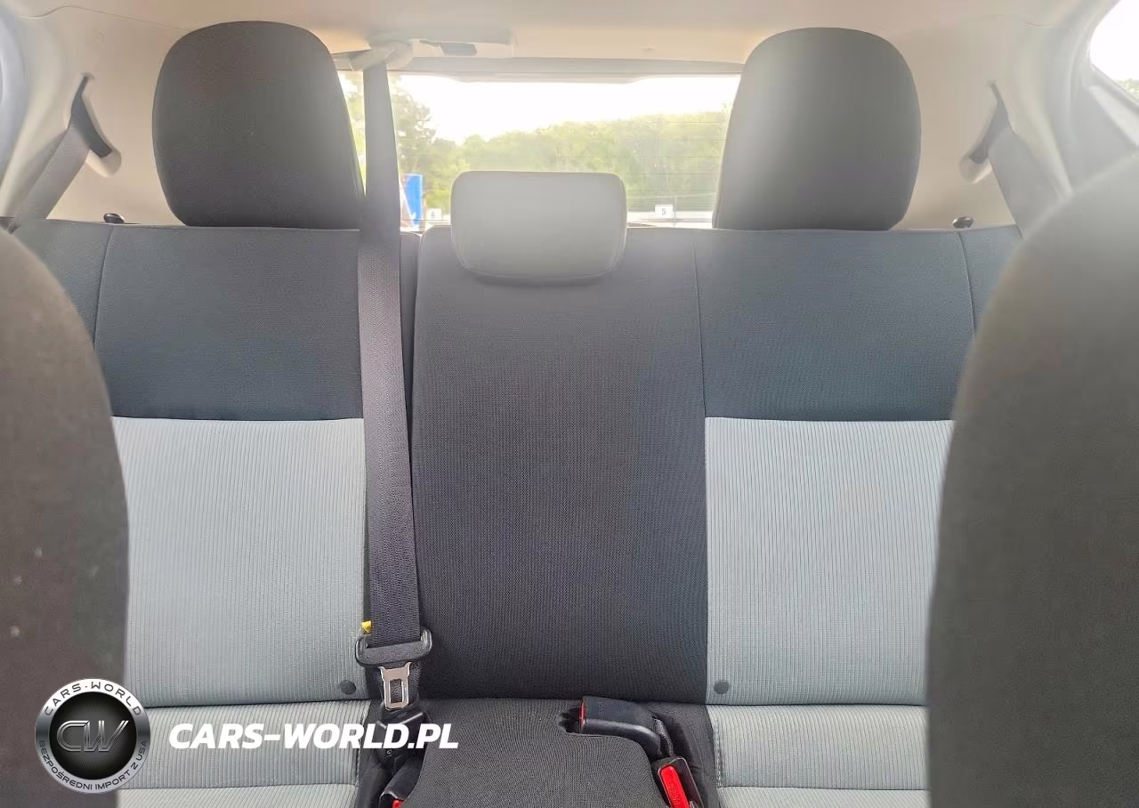 2014 Toyota Prius C Two VIN:JTDKDTB34E1080250 - 10