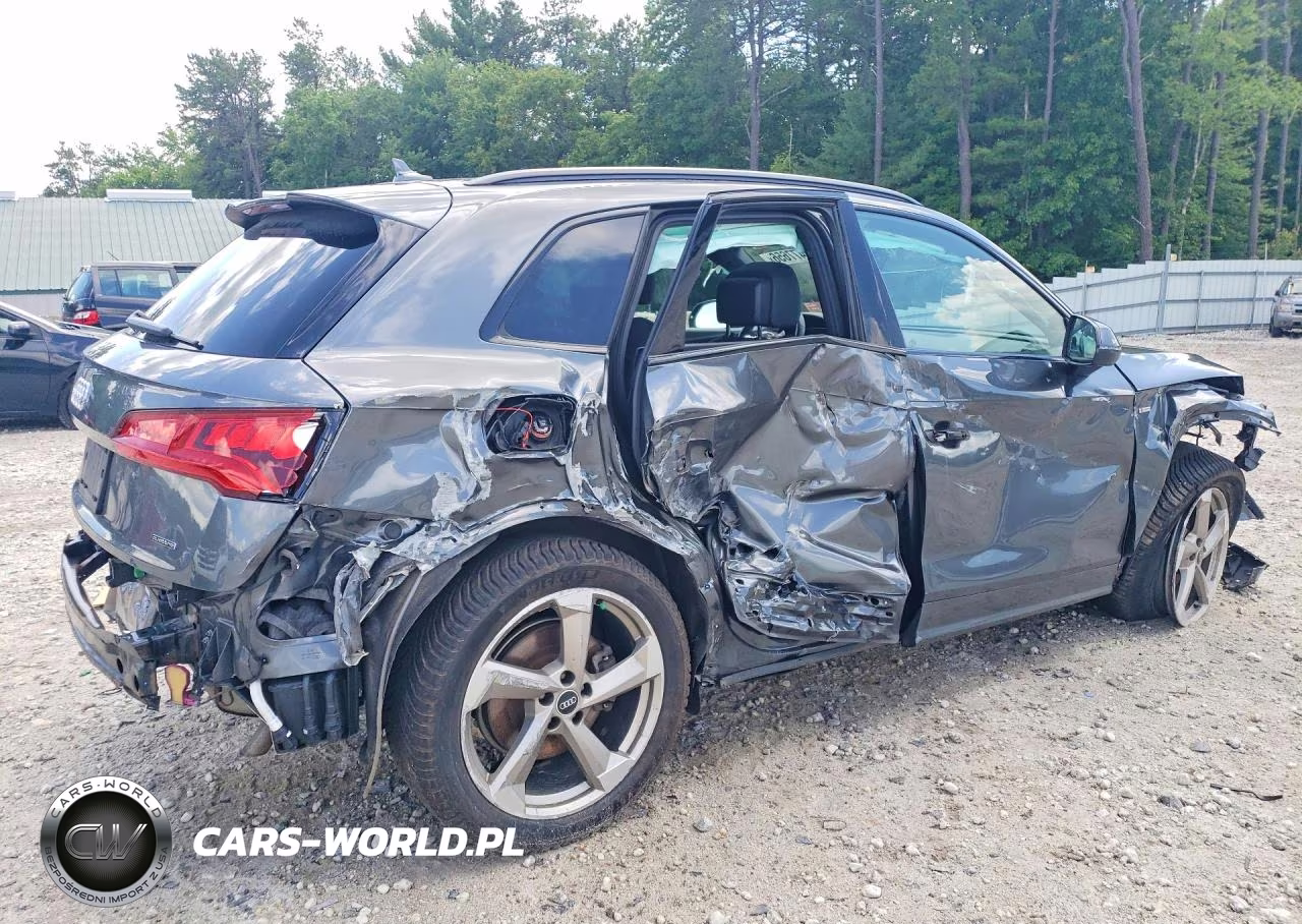2020 Audi Q5 Titanium Premium Plus VIN:WA1ENAFY5L2122107 - 3