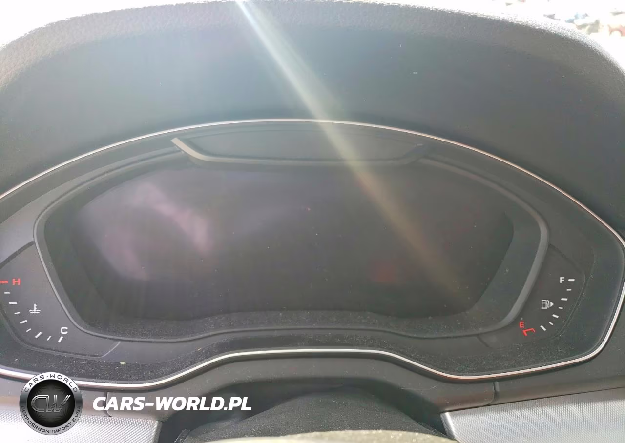 2020 Audi Q5 Titanium Premium Plus VIN:WA1ENAFY5L2122107 - 9