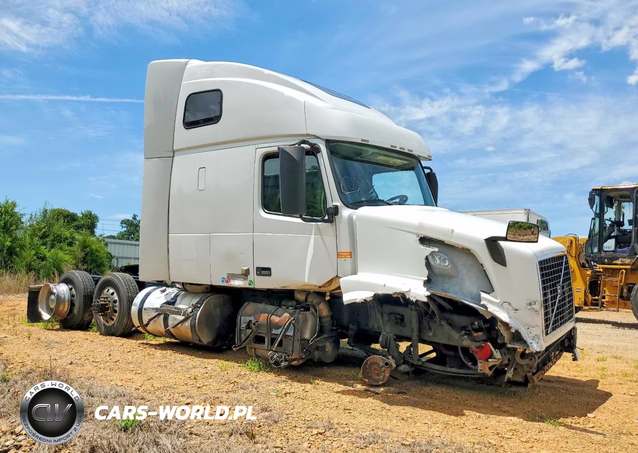 2013 Volvo Vnl Semi Truck