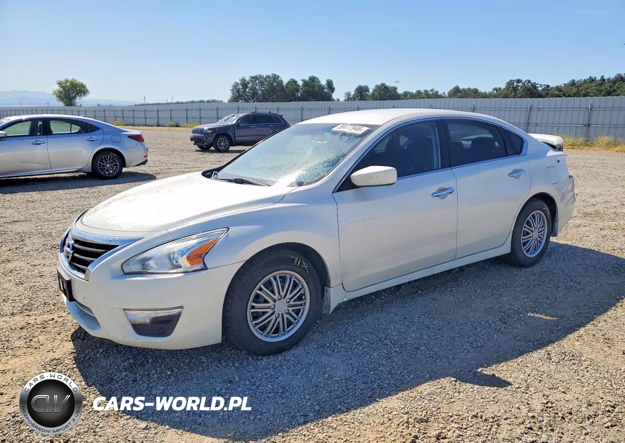 2015 Nissan Altima 2.5 S – zdjęcie 1 z 13