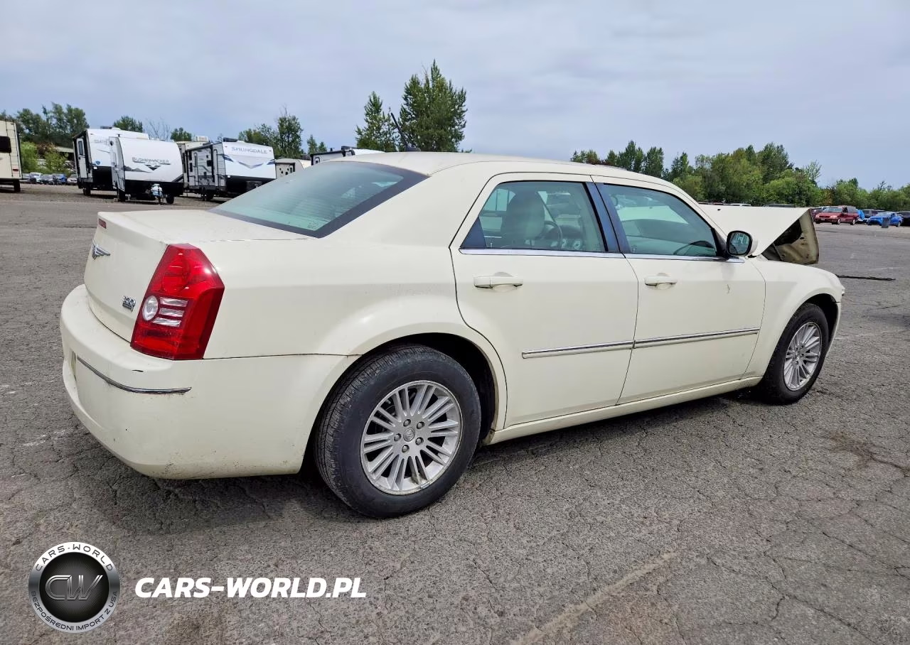 2008 Chrysler 300 Touring VIN:2C3KA53G98H106373 - 3