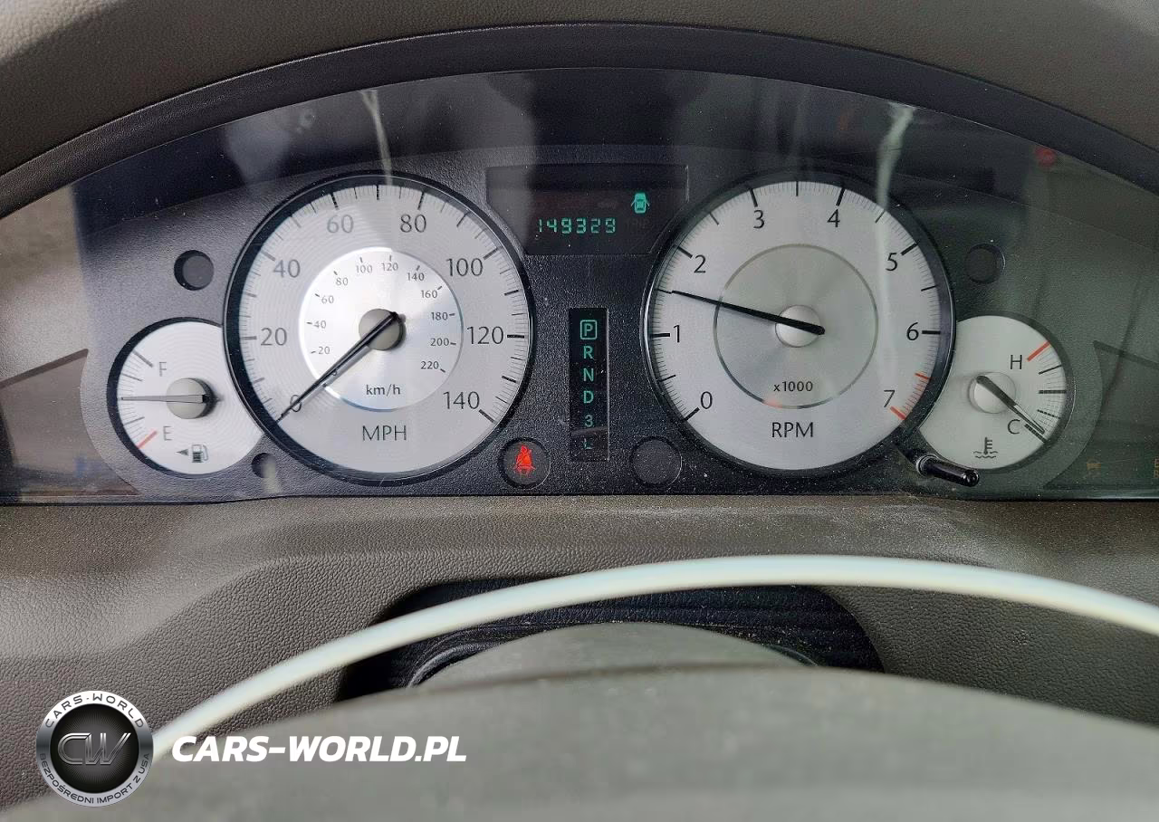 2008 Chrysler 300 Touring VIN:2C3KA53G98H106373 - 9