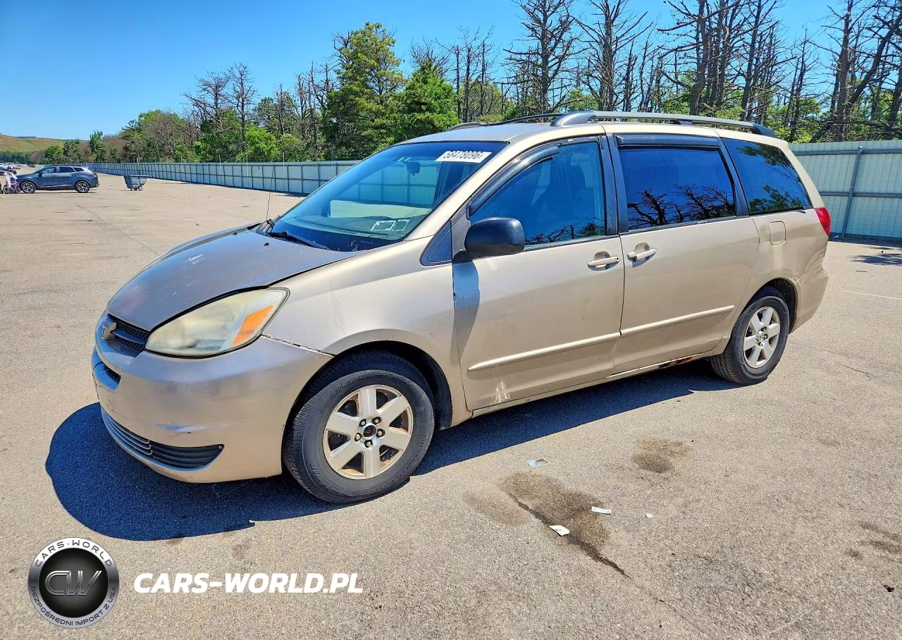 2004 Toyota Sienna Le 7 Passenger – zdjęcie 1 z 13