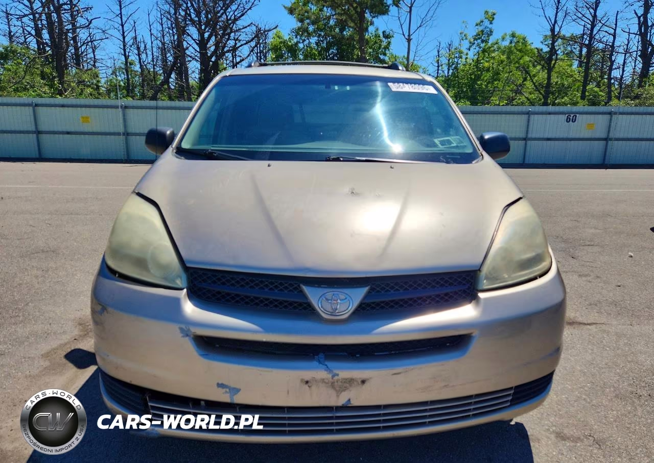 2004 Toyota Sienna Le 7 Passenger VIN:5TDZA23C24S218207 - 5