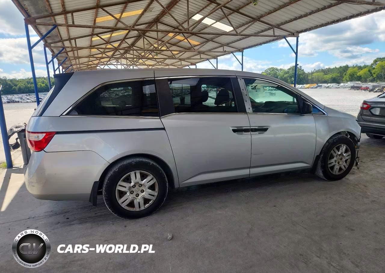 2011 Honda Odyssey Lx VIN:5FNRL5H29BB006806 - 3