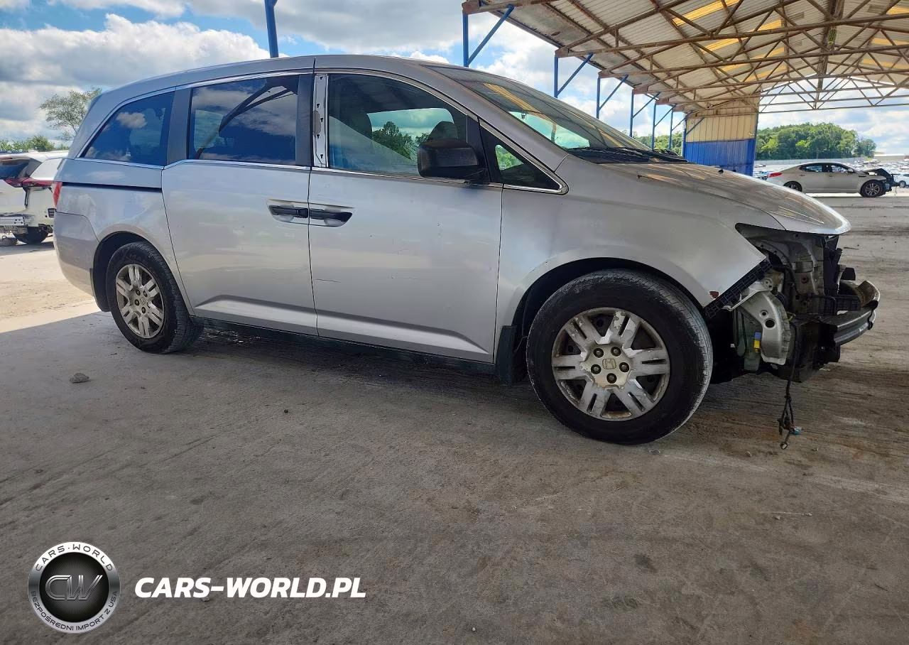 2011 Honda Odyssey Lx VIN:5FNRL5H29BB006806 - 4