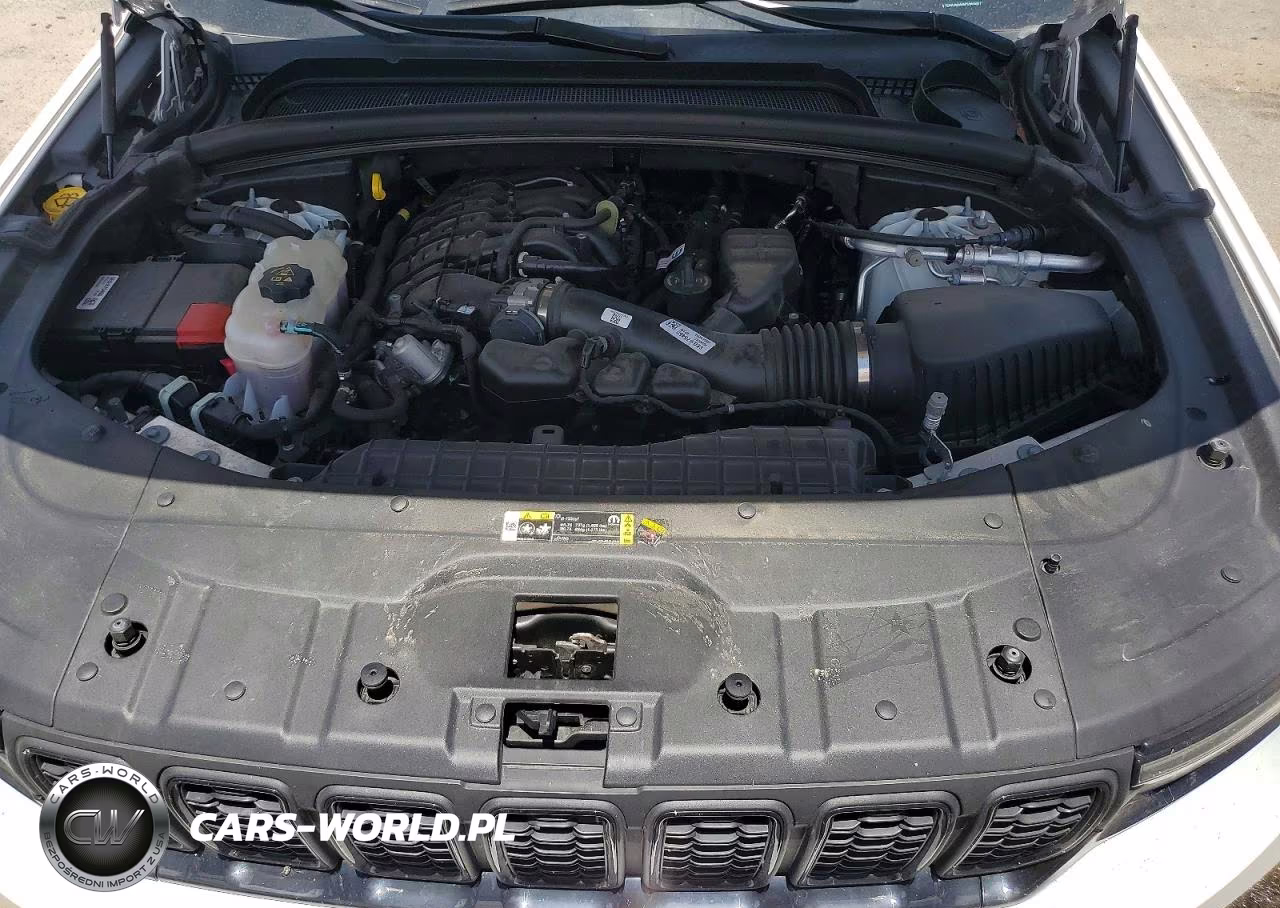 2023 Jeep Grand Cherokee Laredo VIN:1C4RJHAG8PC565281 - 12
