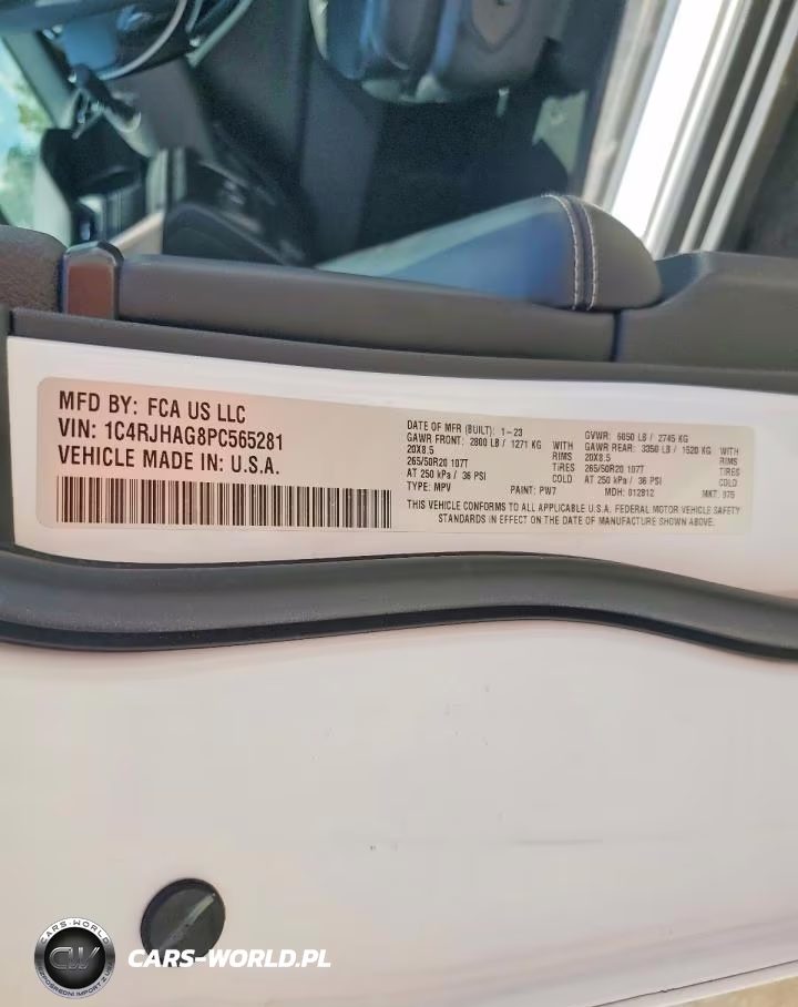 2023 Jeep Grand Cherokee Laredo VIN:1C4RJHAG8PC565281 - 13