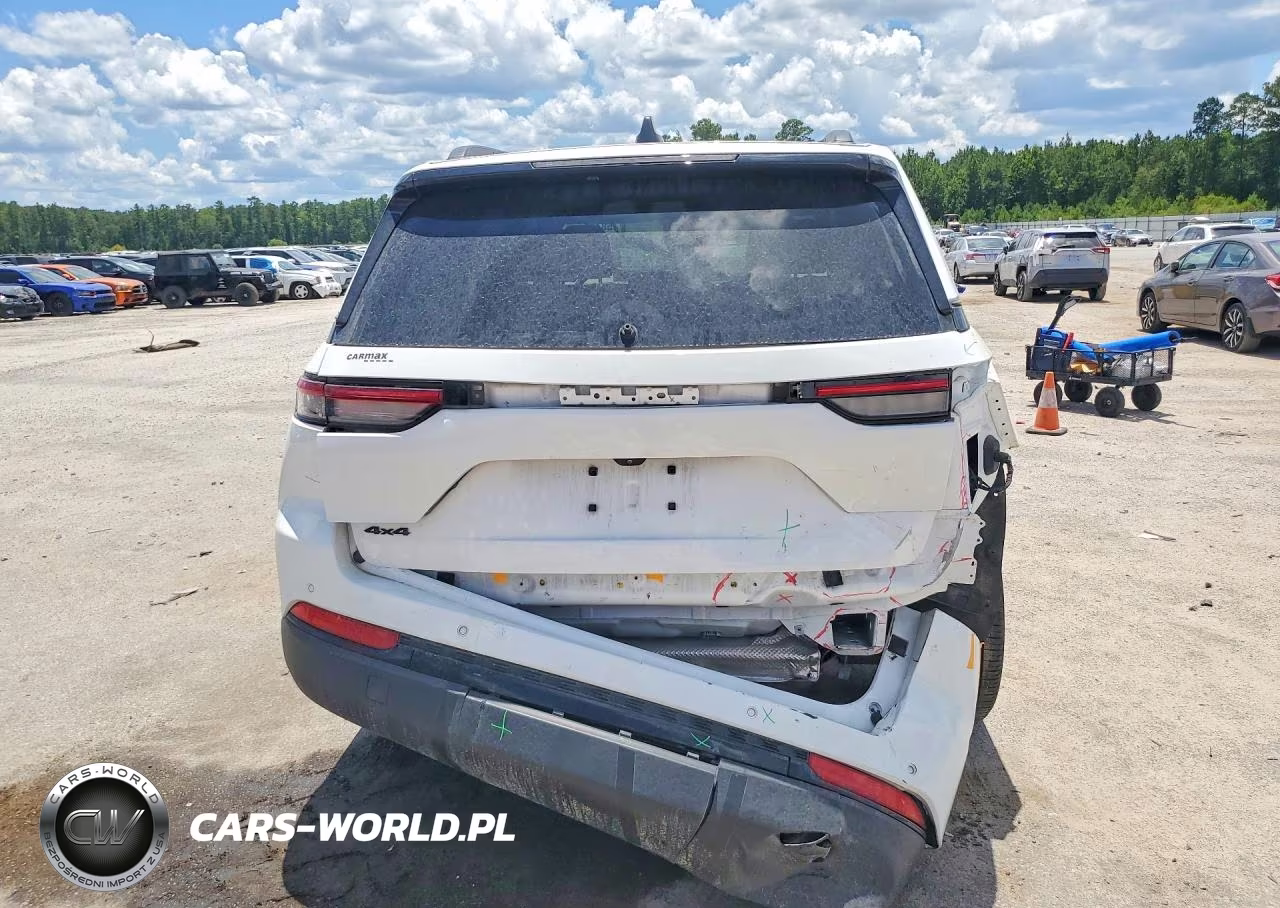 2023 Jeep Grand Cherokee Laredo VIN:1C4RJHAG8PC565281 - 6