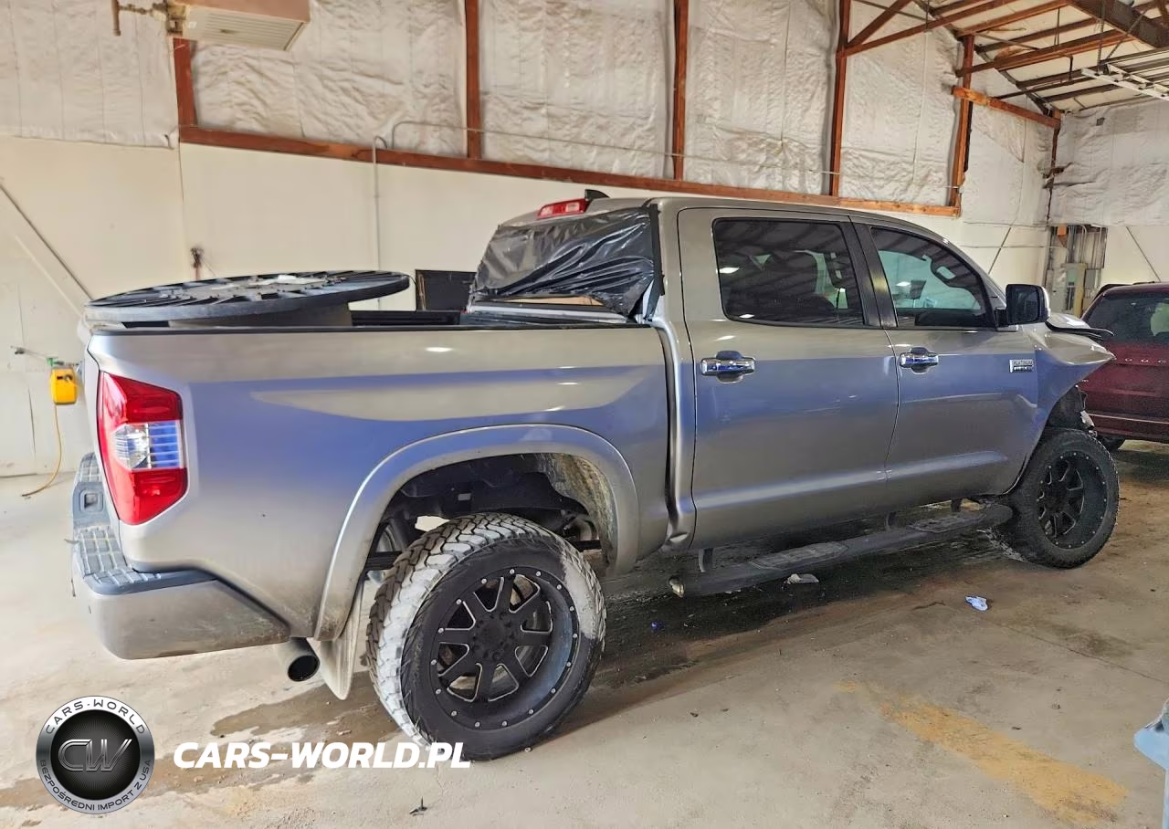 2020 Toyota Tundra Platinum VIN:5TFGY5F11LX267194 - 3