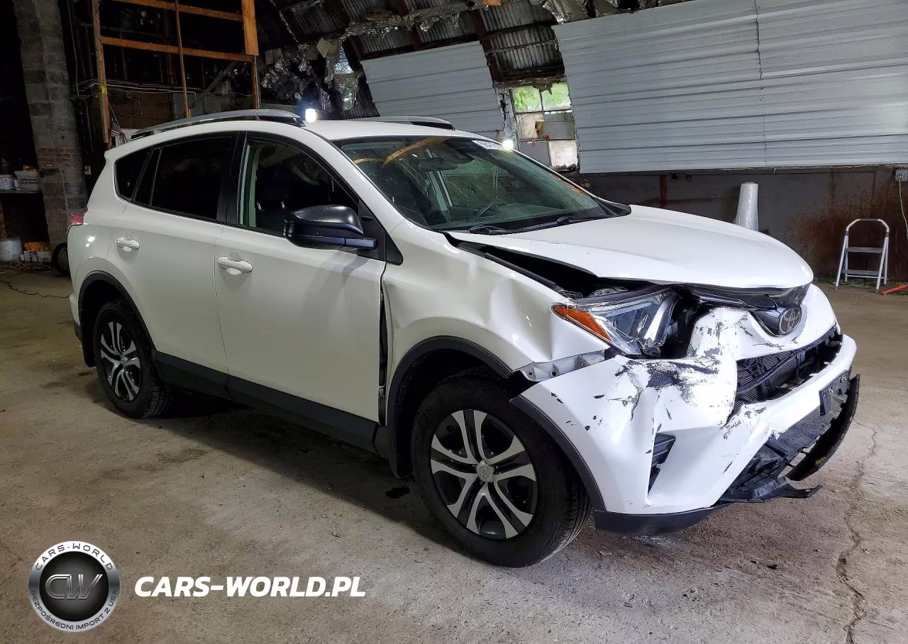 2018 Toyota Rav4 Le VIN:JTMBFREV4JJ179980 - 4