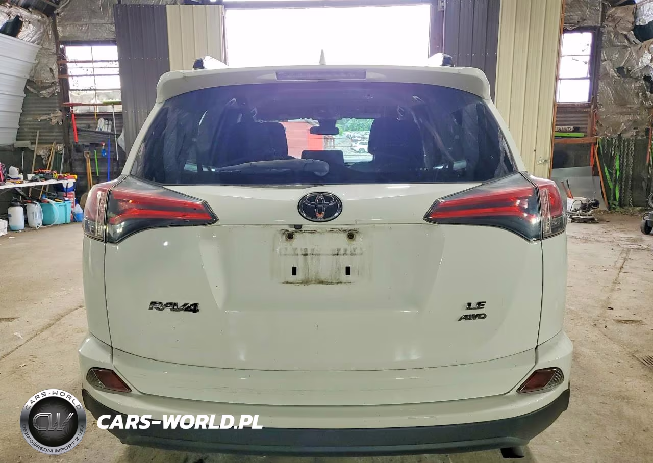 2018 Toyota Rav4 Le VIN:JTMBFREV4JJ179980 - 6
