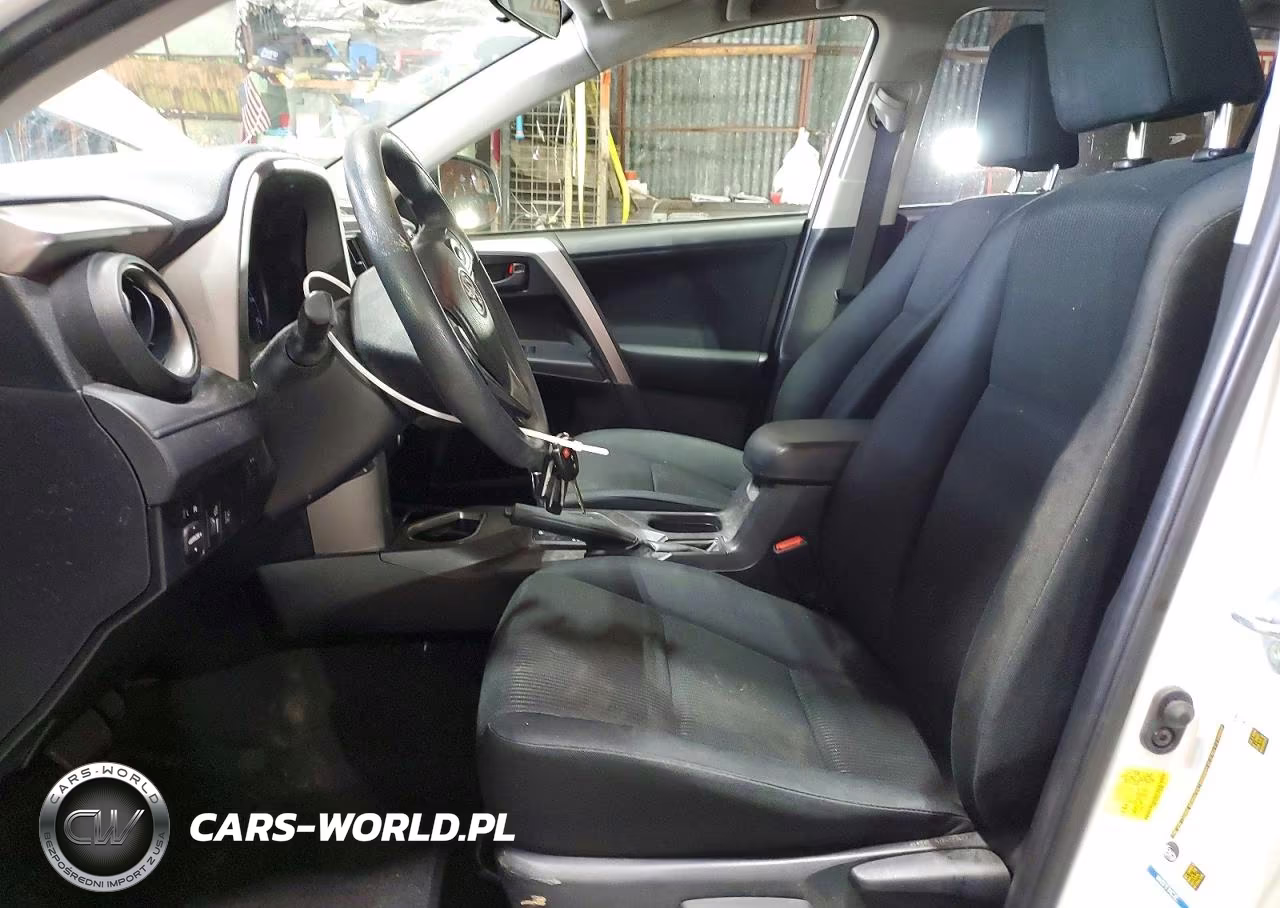 2018 Toyota Rav4 Le VIN:JTMBFREV4JJ179980 - 7