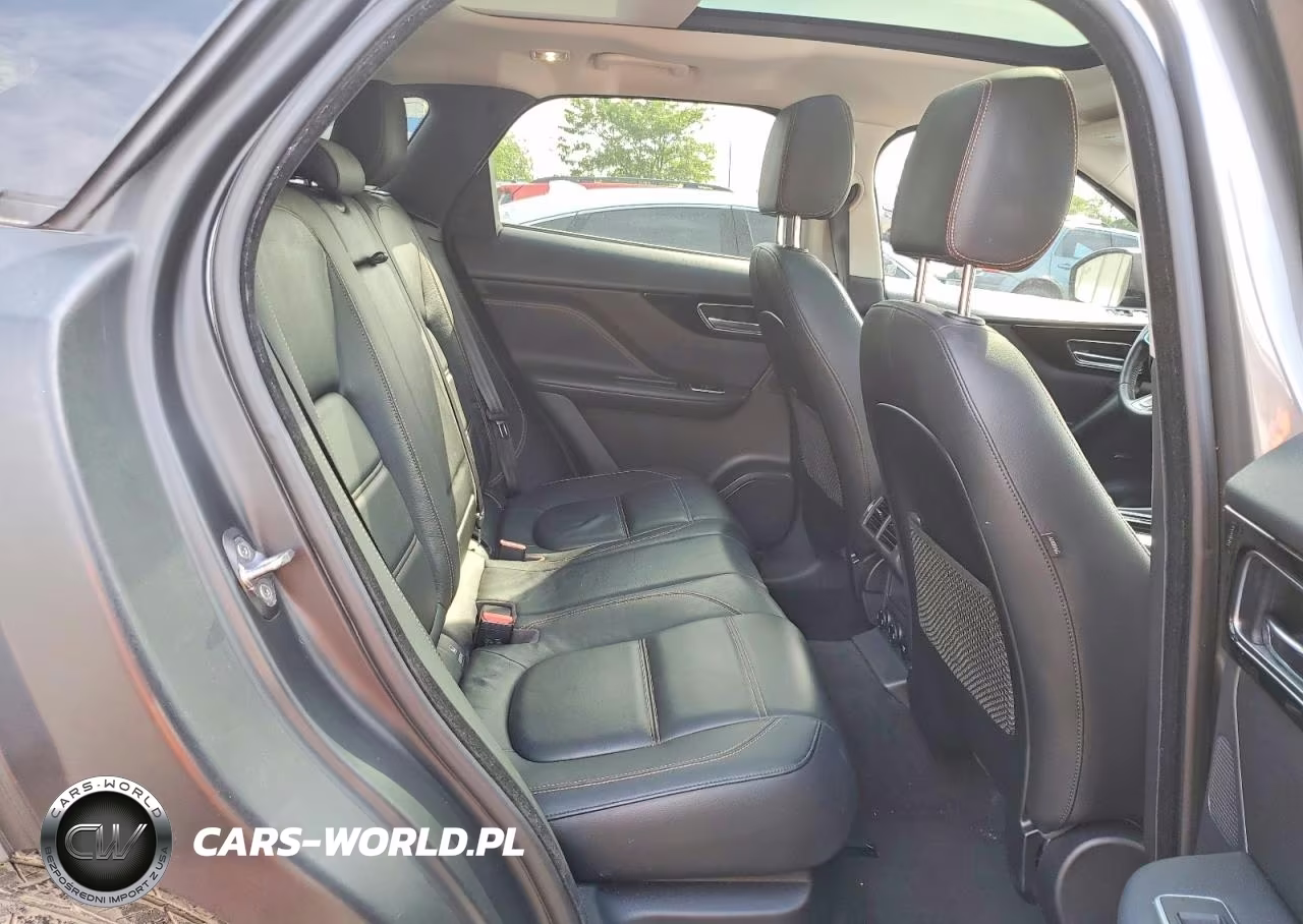 2018 Jaguar F-Pace Prestige VIN:SADCK2FX7JA295833 - 11
