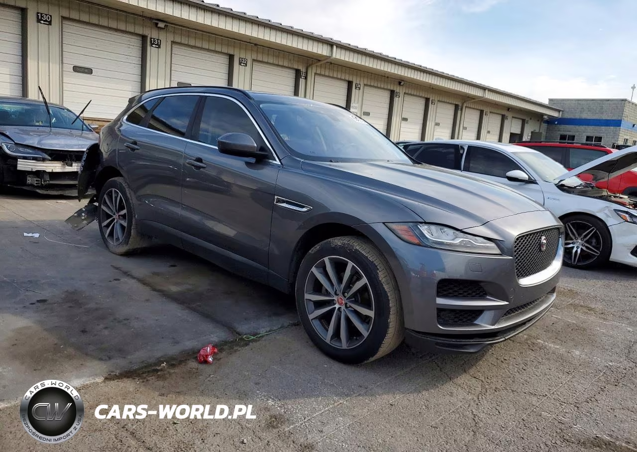 2018 Jaguar F-Pace Prestige VIN:SADCK2FX7JA295833 - 4