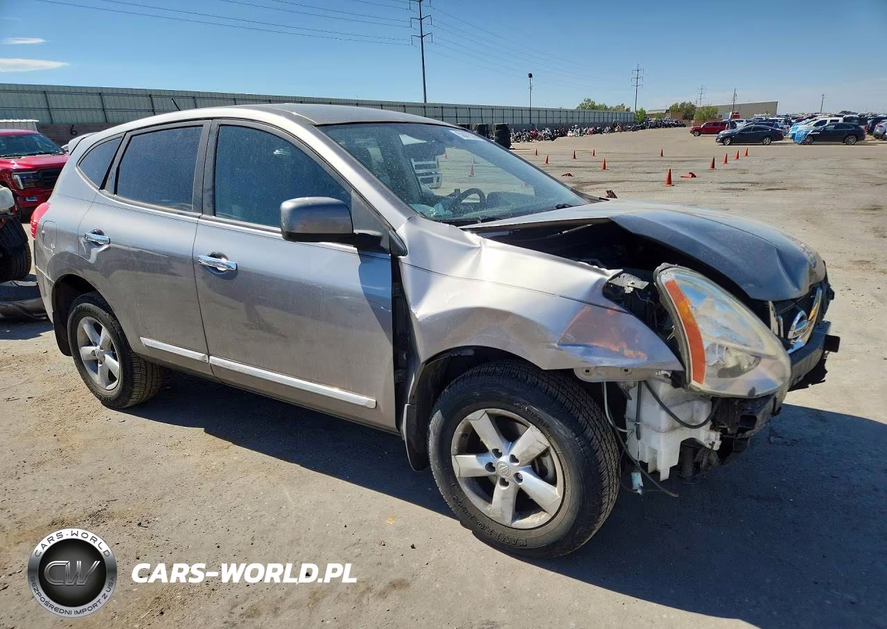 2013 Nissan Rogue S VIN:JN8AS5MT3DW003143 - 4