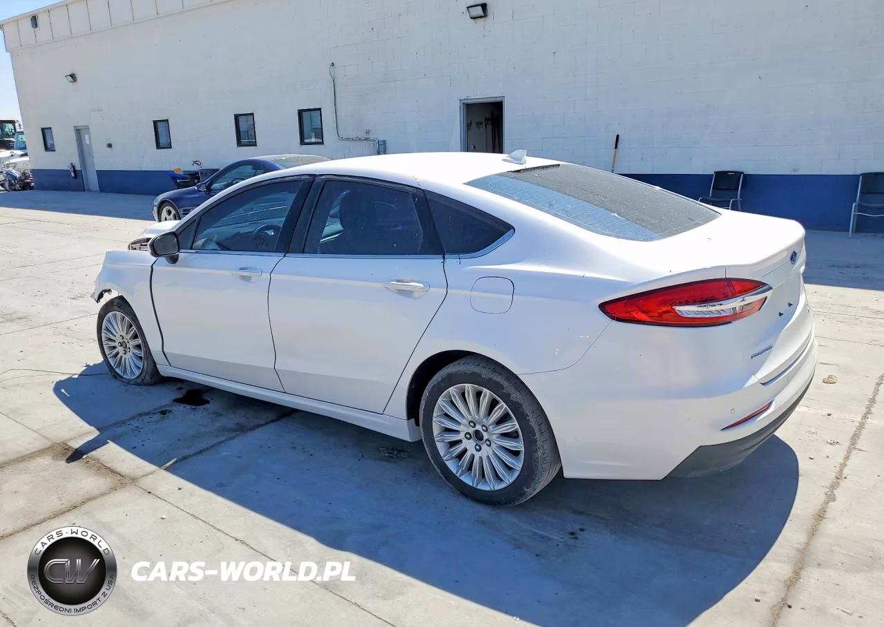 2020 Ford Fusion Se VIN:3FA6P0LUXLR112951 - 2
