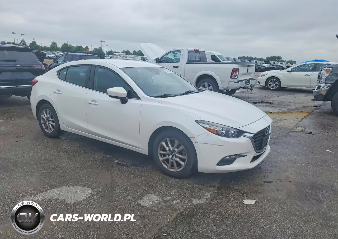 2018 Mazda 3 Sport VIN:3MZBN1U70JM186335 - 4