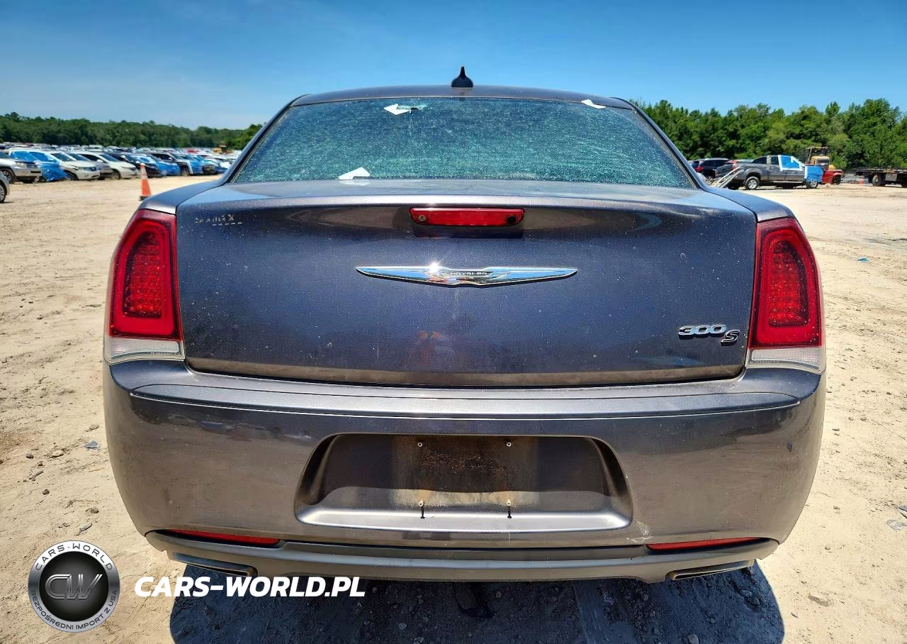2015 Chrysler 300 S VIN:2C3CCABG6FH860143 - 6