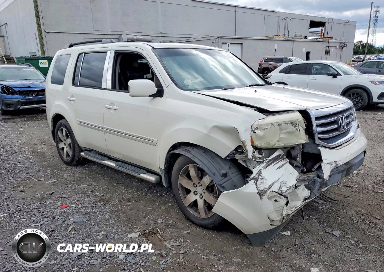 2012 Honda Pilot Touring VIN:5FNYF3H94CB011692 - 4