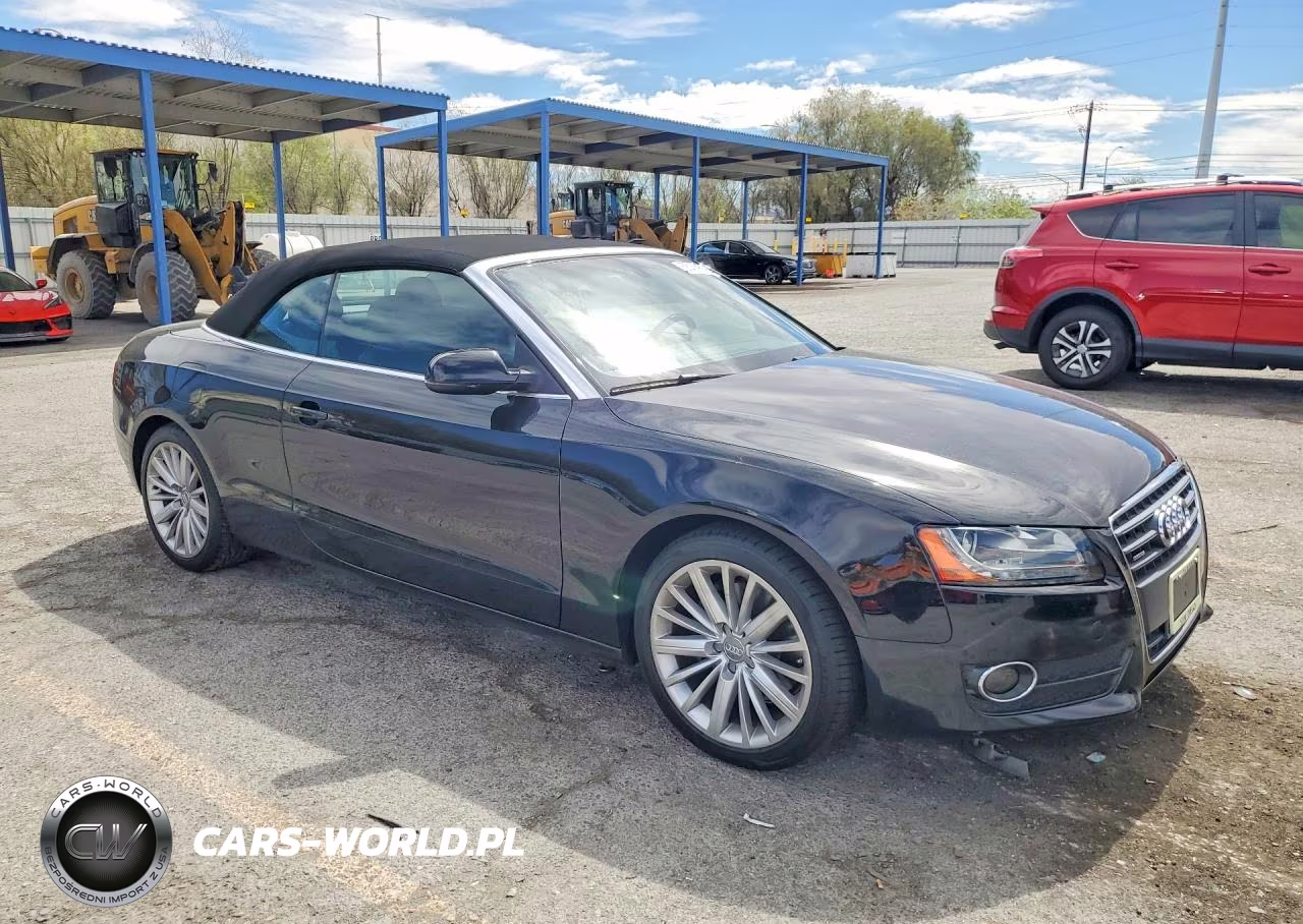 2010 Audi A5 Premium Plus VIN:WAULFAFH1AN013176 - 4